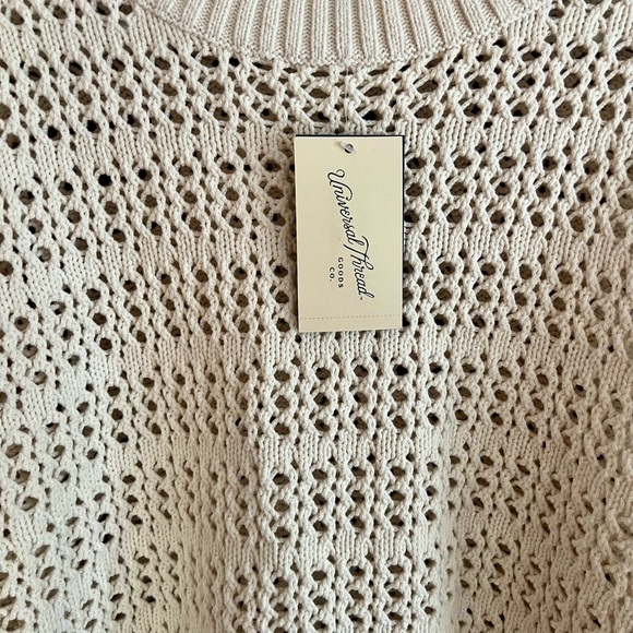 NWT Universal Thread Cream Knit Sweater, Size XL - Picture 3 of 6